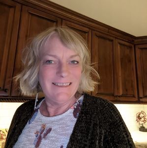 Meet your Posher, Carrie